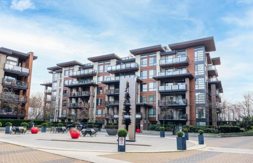 208 - 719 W 3rd Street, Harbourside, North Vancouver 