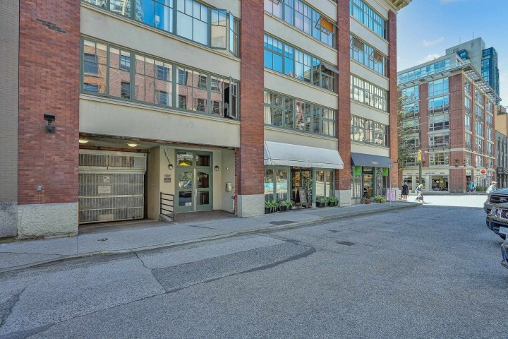 Photo 20 at 308 - 1178 Hamilton Street, Yaletown, Vancouver West