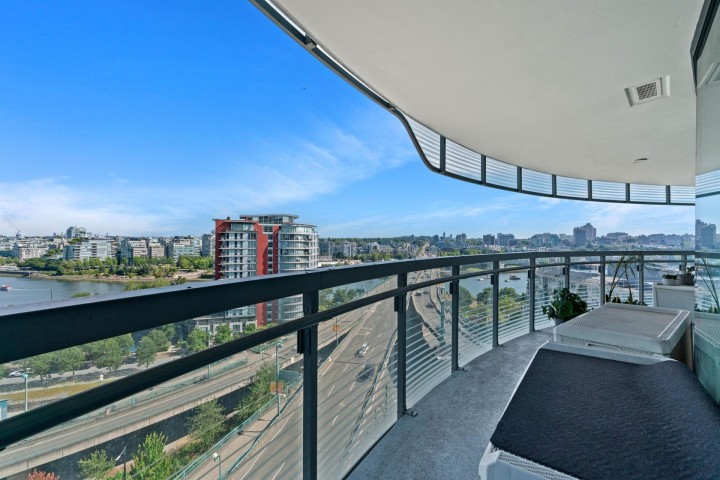 Photo 23 at 1284 - 87 Nelson Street, Yaletown, Vancouver West