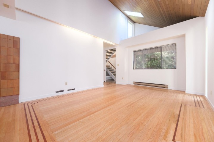 Photo 1 at 2996 W 5th Avenue, Kitsilano, Vancouver West