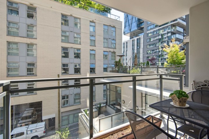 Photo 15 at 315 - 1082 Seymour Street, Downtown VW, Vancouver West