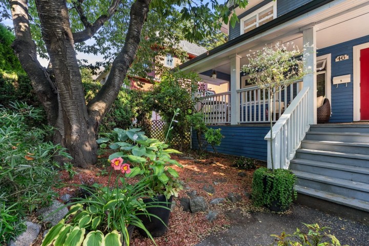 Photo 4 at 2 - 46 W 12th Avenue, Mount Pleasant VW, Vancouver West