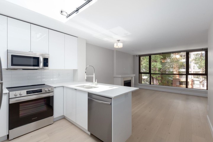 Photo 6 at 503 - 2036 W 10th Avenue, Kitsilano, Vancouver West