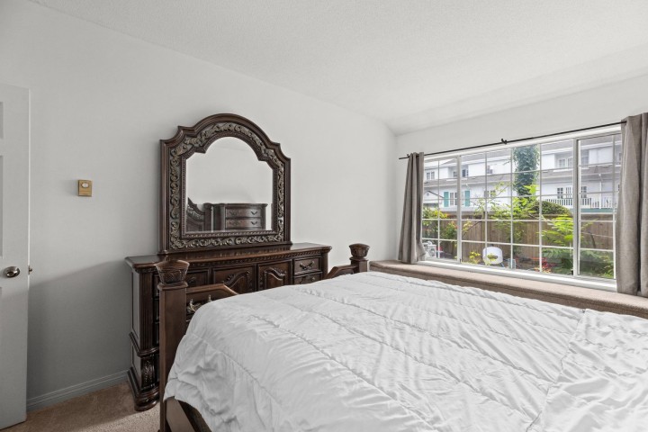 Photo 12 at 110 - 125 W 18th Street, Central Lonsdale, North Vancouver