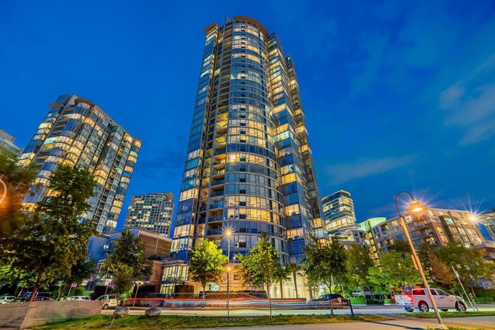 Photo 2 at 3903 - 1033 Marinaside Crescent, Yaletown, Vancouver West