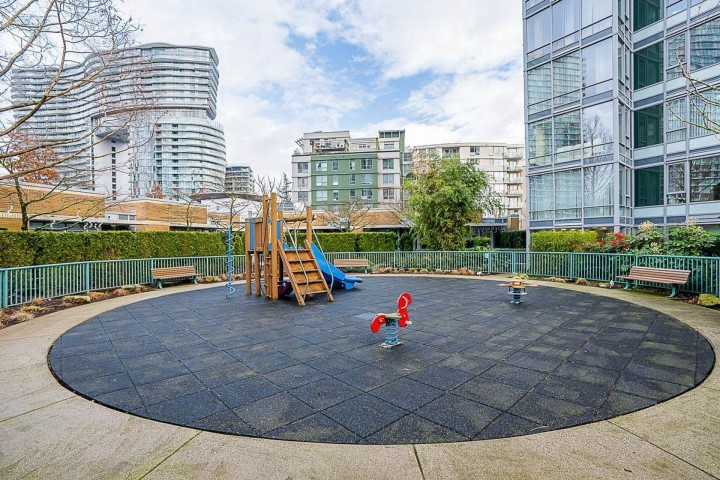 Photo 34 at 3903 - 1033 Marinaside Crescent, Yaletown, Vancouver West