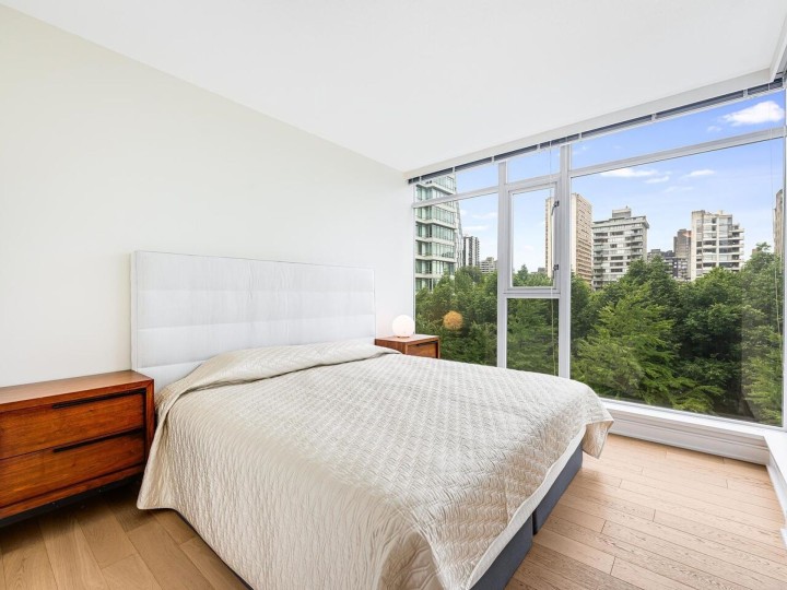 Photo 16 at 601 - 1650 Bayshore Drive, Coal Harbour, Vancouver West